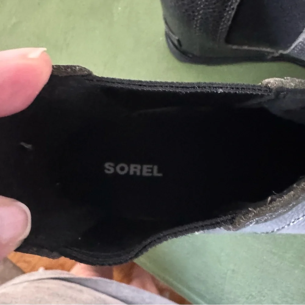*NWT* Sorel Women's Waterproof Leather Arctic Wedge II Chelsea Boots in Quarry